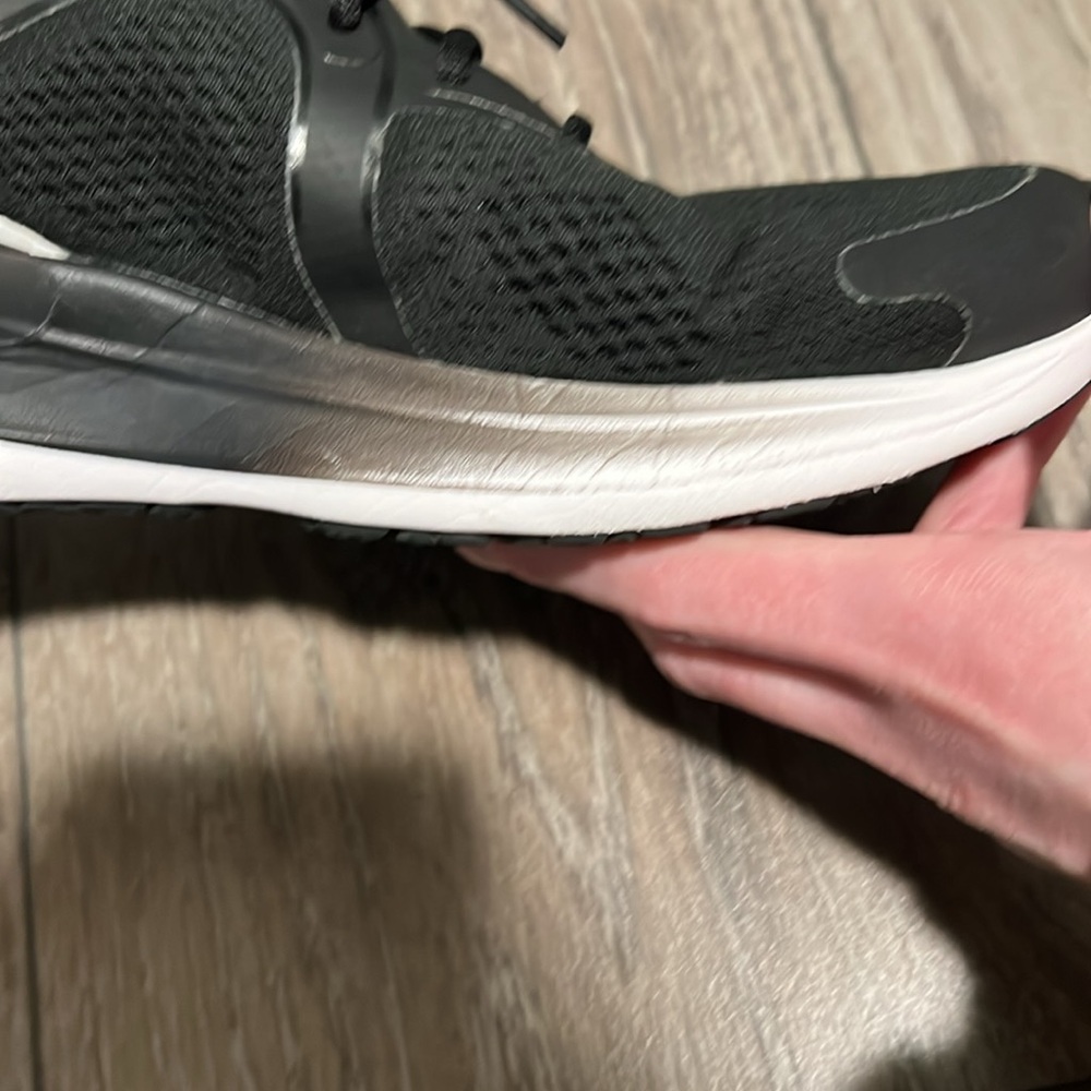 Lululemon Blissful Running Shoe size 11 - Picture 14 of 16